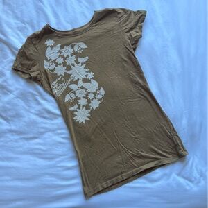 American Eagle Outfitters Graphic Tee